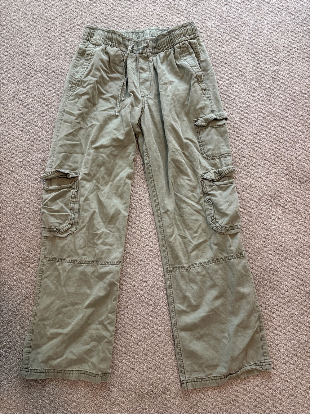 Old Navy Wide-Leg Pants in Sage Green